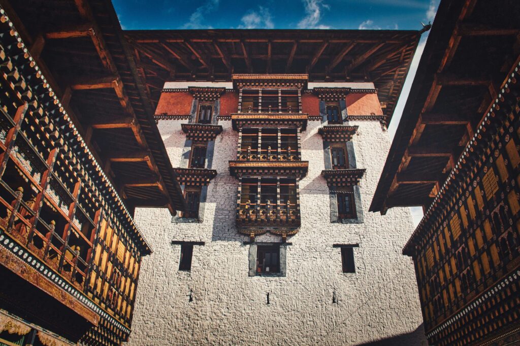 image of a fortress in paro